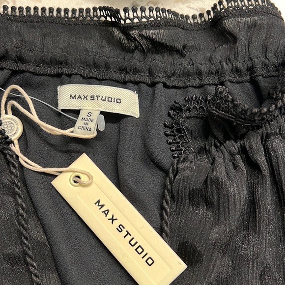 Max Studio Dress - Picture 3 of 4